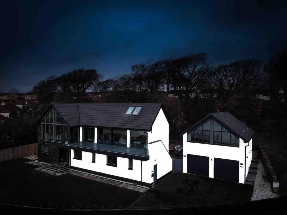 The Wee Glasshouse - Stunning Views Of Dalgety Bay Saint Davids  Exterior photo